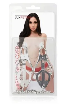 Metalne kopče na bradavicama deteline