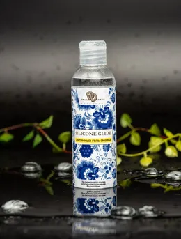 Интимная гель-смазка silicone glide .