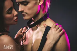 Parti Hard sin ovratnik