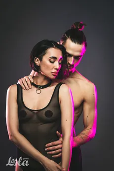 Parti Hard Cabaret ovratnik