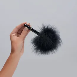 Rese pero Iesforlov olovka-tikler