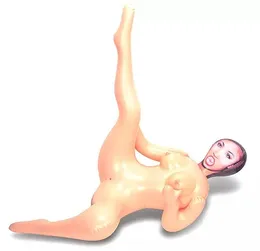 Sexualna lutka na naduvavanje sa podignutom nogom