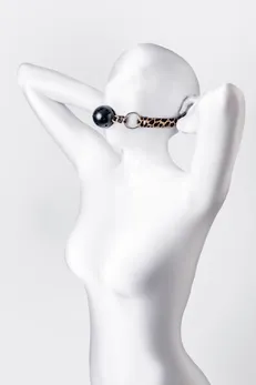 Geg Anonimo #0302, ABS plastika, Crna, 64 cm