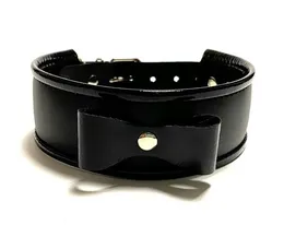 Crna ogrlica sa lukom od eko kože