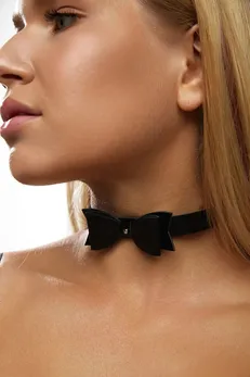 Crni kožni jednoslojni leptir čoker