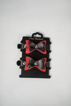 Lisice sa crvenim lukovima