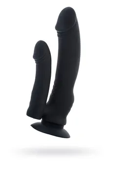 Crni vibrator za dvostruku penetraciju .