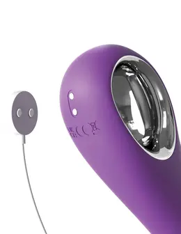 Vibrator fantazije za nju je njeno vrhunsko uživanje u Pro Purple Pipedream-u