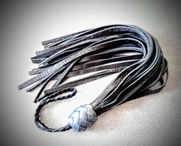 Pletka: Flogger kisteva