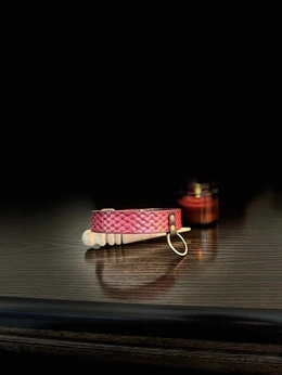 Čoker od reljefne kože