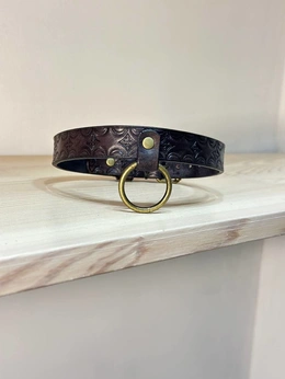 Čoker od reljefne kože