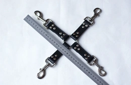 Bdsm spojnica krst vezivanje