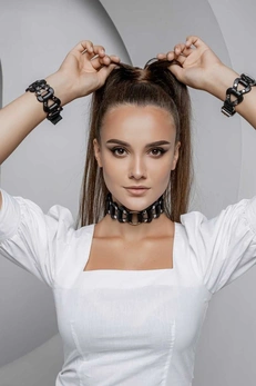 Kožne lisice-pletene od elemenata