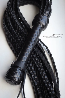 Pletenica: mačka, afrikanka