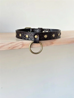 Čoker od reljefne kože