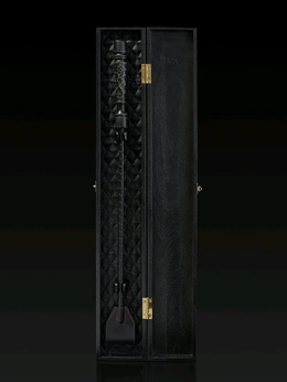 BDSM poklon set stack u drvenom kućištu