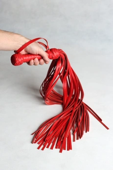 Pleteni flogger crveni 50 repova od 55cm