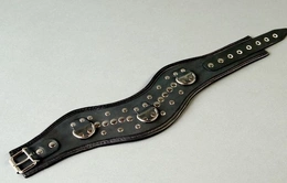 BDSM set figural (ogrlica, ponoji, narukvice)