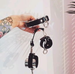 Ogrlica i lisice kožno ogledalo srebro / zlato za zabavu