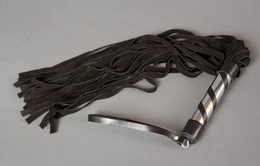 Floger sa repovima od antilopa (Šifra: p198)