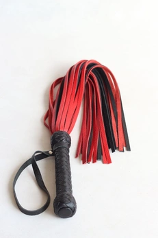 Pleteni floger crveno-crni 40 repova od 50 cm