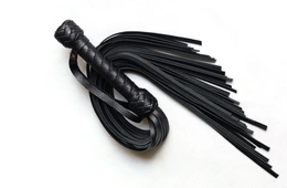 Pletenica flogger Crna 40 repova od 50 cm