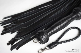 Flogger kombinovana koža i velur 50 repova