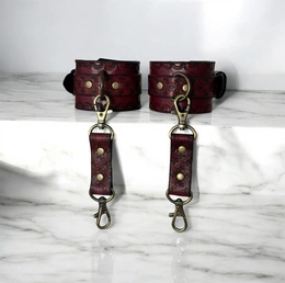 Čoker i lisice od kože