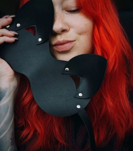 Mačka maska zatvorena