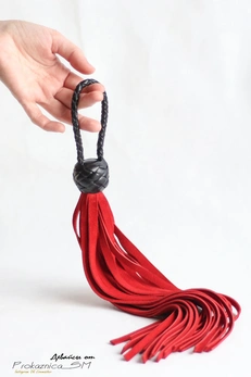 Pletka bdsm: kistevoй floger, intiman