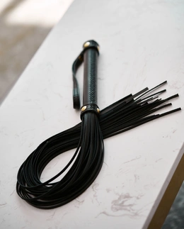 Pletenica: pletena kožna crna tvrda Miledi  D11