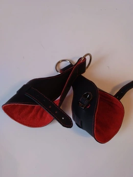 Lisice: za vešalicu Tref