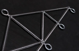 Odstojnik za bdsm vešanje