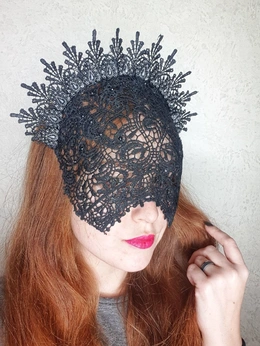 Crna maska od čipke