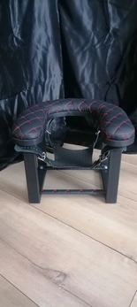 Stolica za oralno lasanje BDSM-a