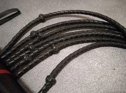 Pletena mačka sa čvorovima 7kv