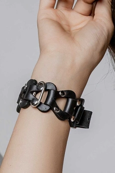 Kožne lisice-pletene od elemenata