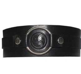 BDSM ogrlica sa prstenom Triskel (r2822)