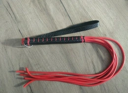 BDSM flogger od kože sa gumenim repovima