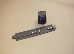 BDSM kožne lisice (Šifra: r2243)