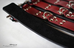 Bondažni komplet: naruči, ponoži, ogrlica