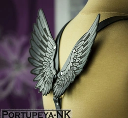 Portupea od prave kože. Mod 2rp krila