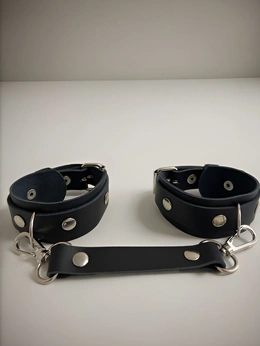 BDSM lisice od prave kože