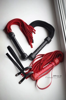 Flogger intimni iz velura