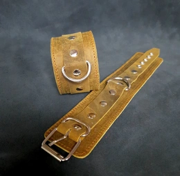 BDSM lisice od prave kože