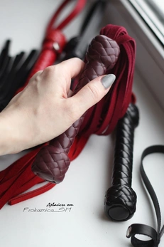 Flogger intimni iz velura