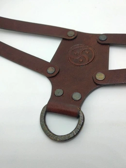 Triskel BDSM ogrlica (2 boje)