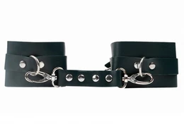 Okovi na noge, smaragd