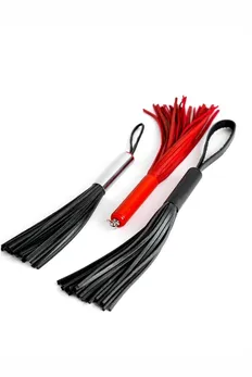 Privezak za ključeve od crvene kože sa crvenom drškom - 21 cm.