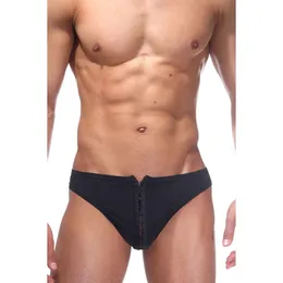 Muške brazilske gaćice su crne sa kopčom